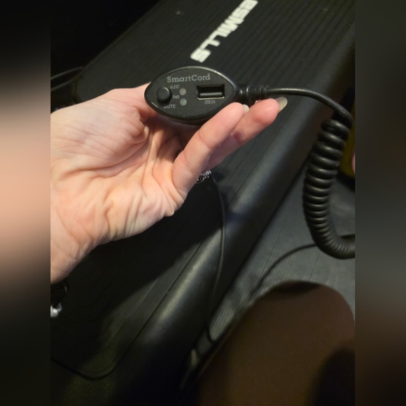 Escort Max360 Radar Detector - Picture 3 of 7